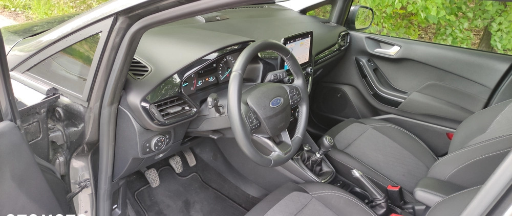 Ford Fiesta cena 44900 przebieg: 57000, rok produkcji 2020 z Libiąż małe 742